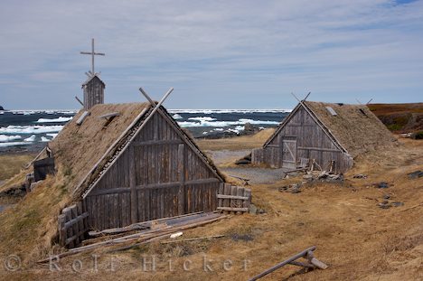 File:Icelandic turf house2.jpg