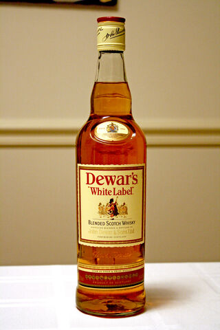 File:Dewars White Label.jpg