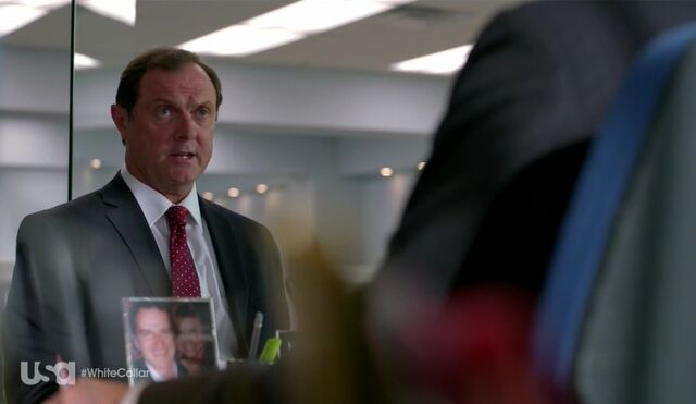 File:5x01-SectionChiefBruce.jpg