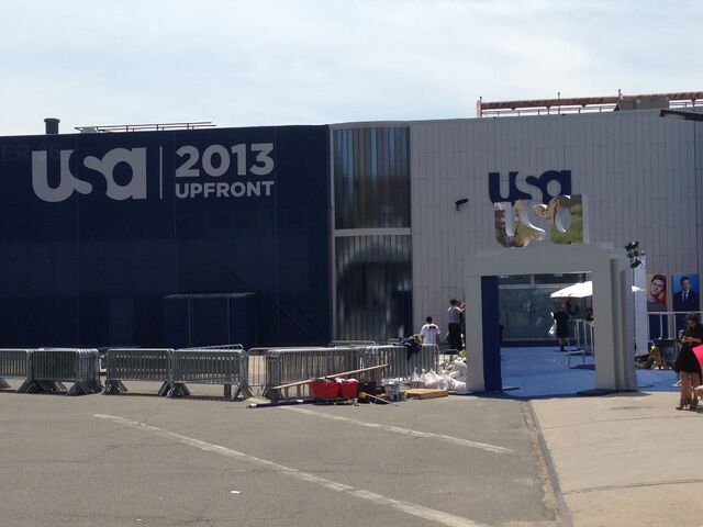 File:USAUpfront-Pier36.jpg