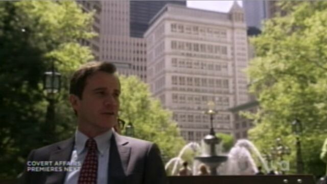 File:2x01-PeterMozzie.jpg