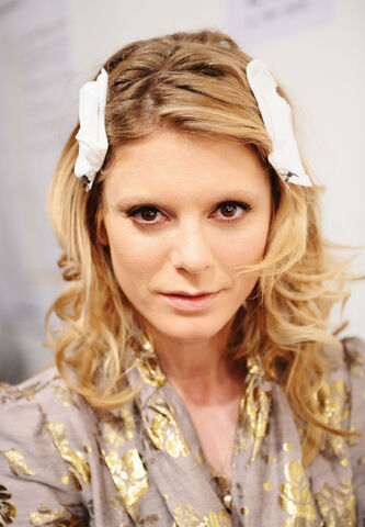 Plik:Emilia Fox.jpg