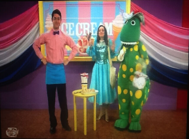 File:FairyClare'sIceCream.jpg