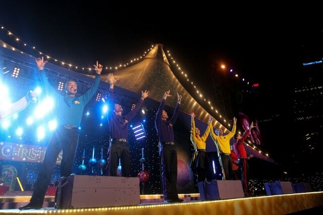 File:Finalbow.jpg