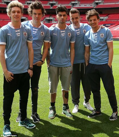 Archivo:1d-uy.jpg