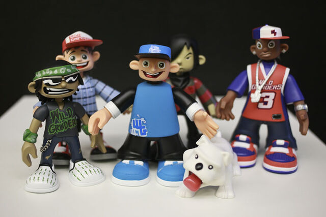 File:Wild Grinders Figures 3.jpg