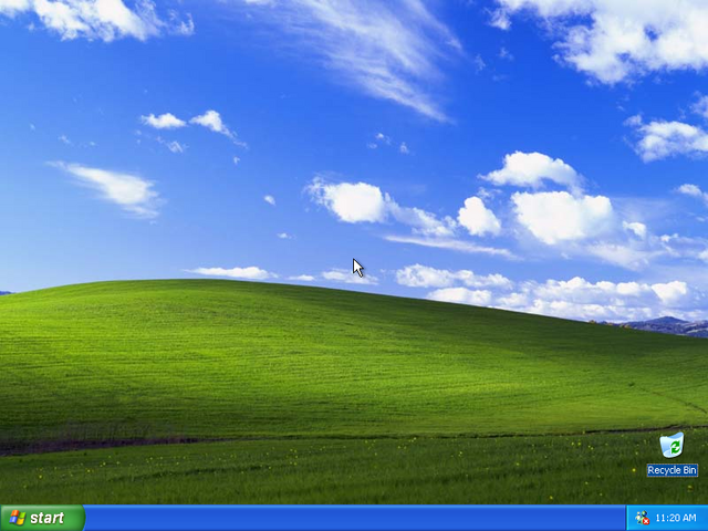 File:WinXPProDesktop.png
