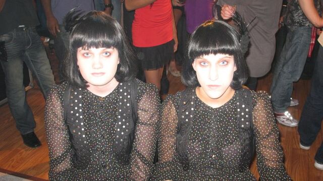 File:Wingin It The Listern Sisters.jpg