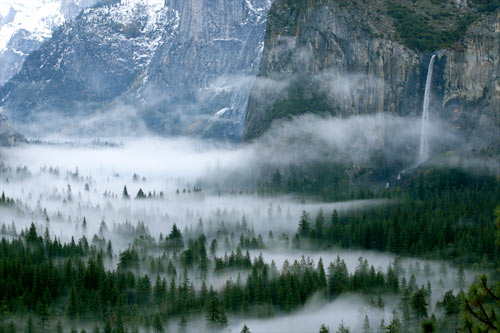 File:Foggy valley2.jpg