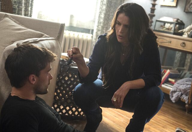 File:Witches of East End - Episode 2.09 - Smells Like King Spirit - Promotional Photos (7) FULL.jpg