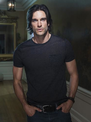 File:Promo Killian S1 02.png