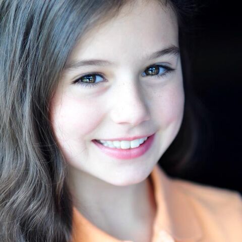 File:Juliaantonelli.jpg