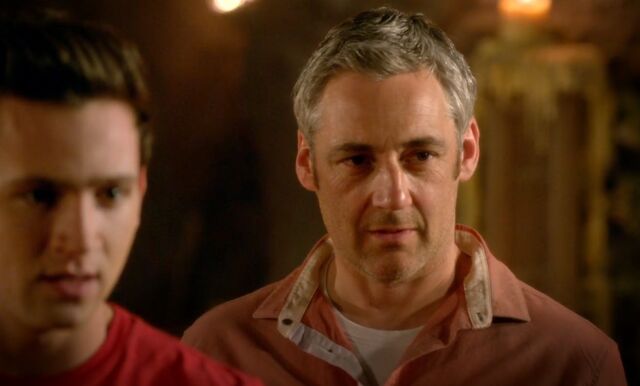 File:S2E6P2 Michael.jpg