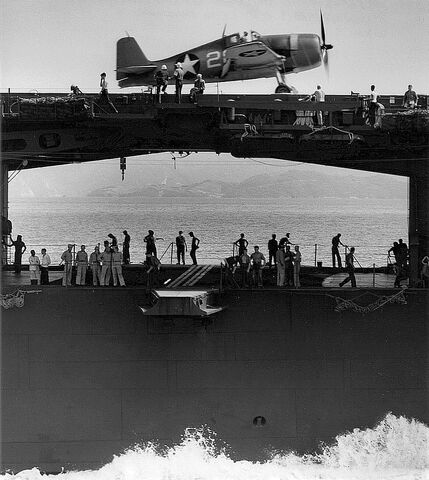 File:USS Yorktown, 1943.jpg