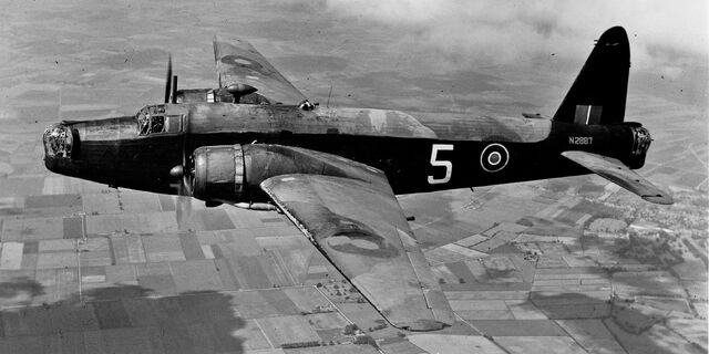 File:Vickers-wellington.jpg
