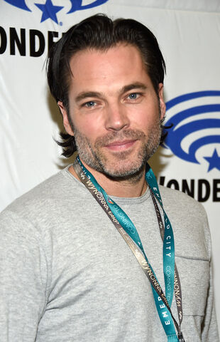 File:Tim Rozon-0.jpg