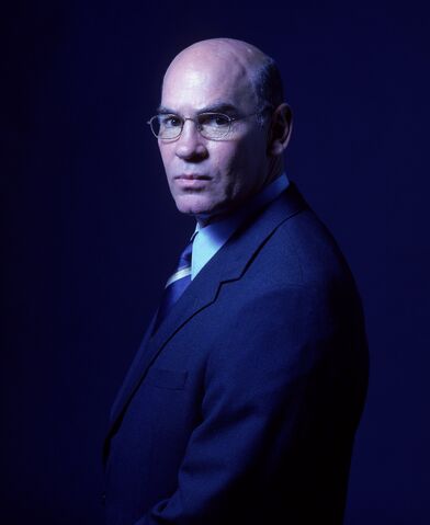 File:Mitch Pileggi Skinner.jpg