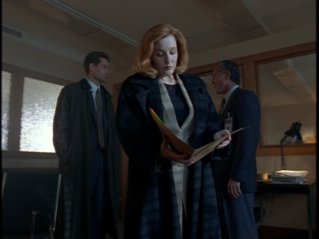 File:Irresistible Mulder and Scully.png