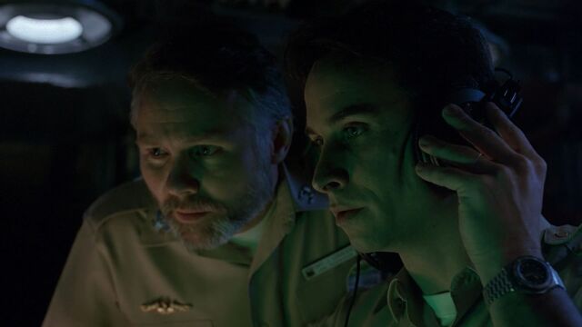 File:USS Allegiance crew.jpg