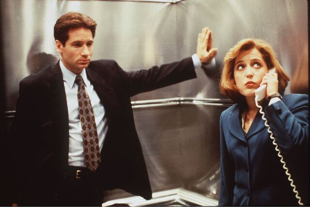 File:Mulder Scully Elevator Ghost in the Machine.jpg