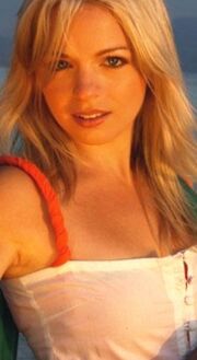 Molly Carpenter blond