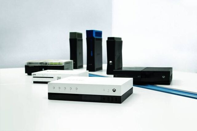 File:Microsoft-xbox-project-scorpio-dev-kit.jpg