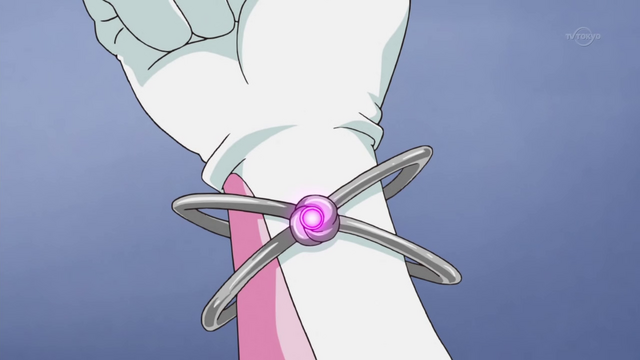 File:Zuzu Bracelet Resonates.png