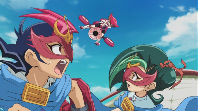File:Yuma and Tori disguised as D.D. ESPer Star Robin.png