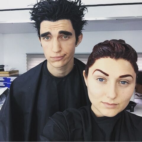 File:Behinds the scenes 87.jpg