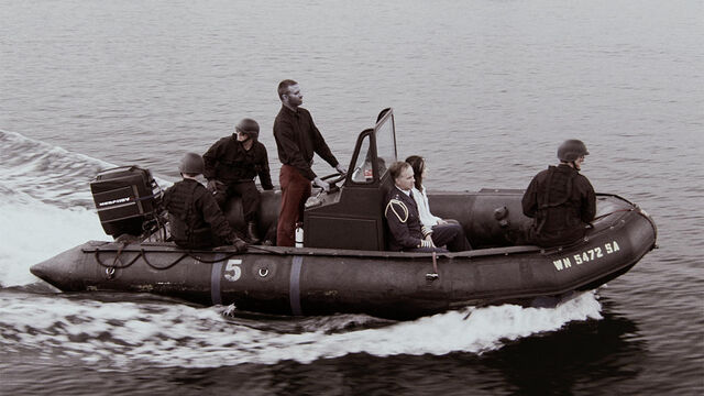File:A New Mission 006.jpg
