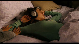 Zathura-3-kristen-stewart-7275419-960-540