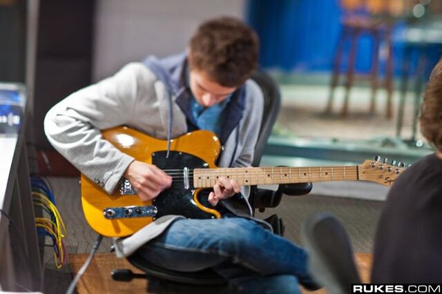 File:Zedd at Interscope Studio (2).jpg