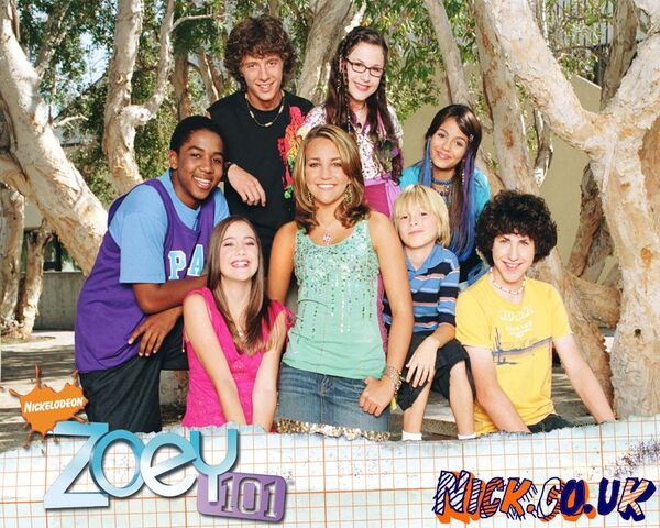 File:Zoey 101 Season 2.jpg