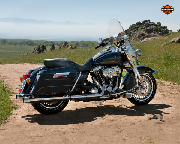 File:13-hd-road-king-bs.jpg